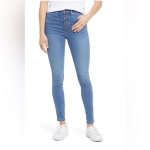 Madewell button front high waist skinny jeans (Dewitt wash)